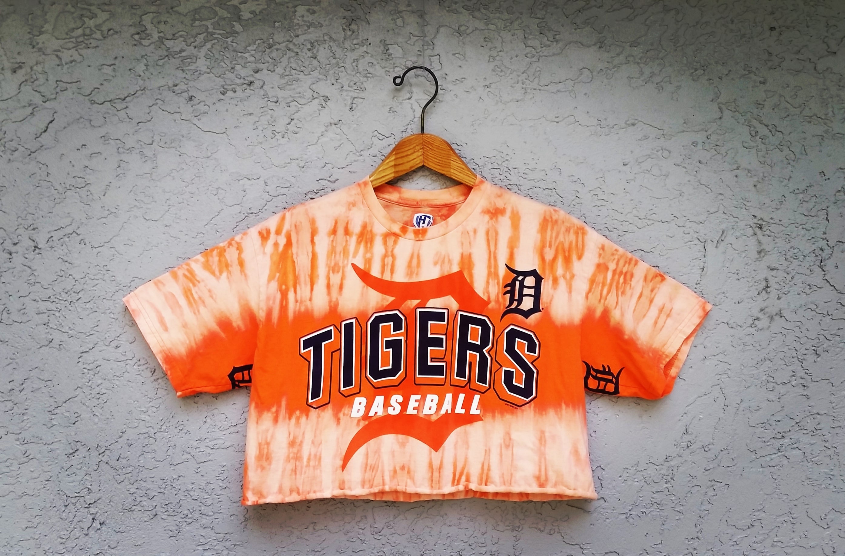 Reworked Detroit Tigers Tie Dye Crop Top T-shirt Bleach Dyed 
