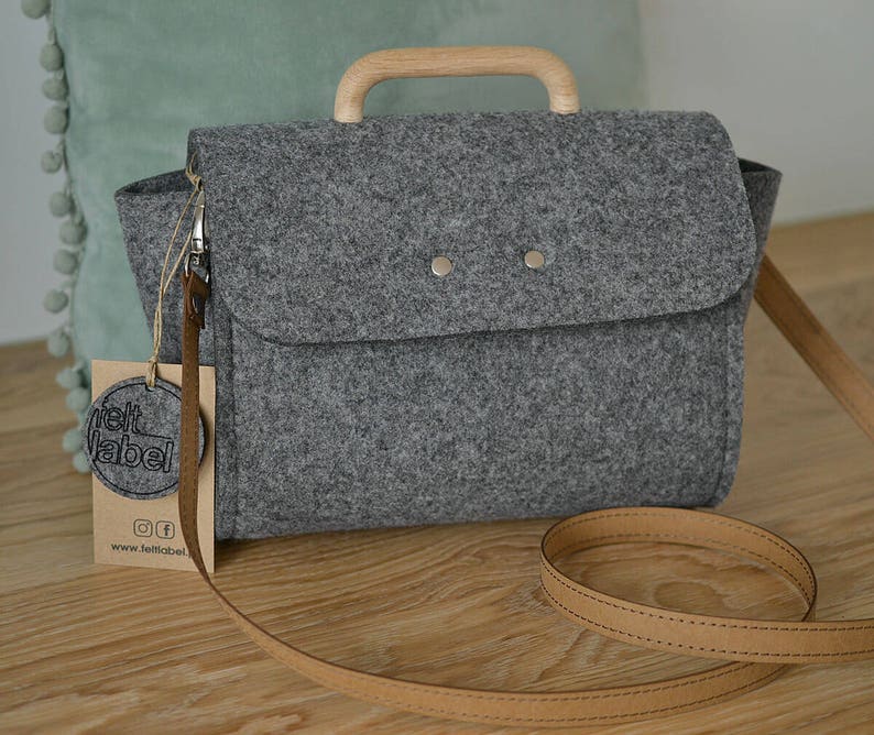 Felt bag Felt Crossbody Bag Gray Felt Bag Felt&Wood II | Etsy