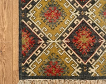 Vintage Inspired Wool Rug, Handwoven Tribal Flatweave Kilim Carpet