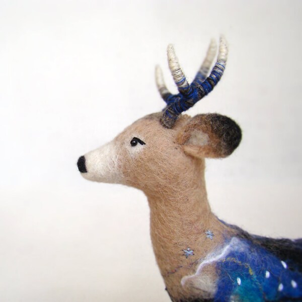 Hemming - Felt White Tailed Deer. Christmas Ornament, Felted Toy. beige, cream, blue, indigo. RESERVED for Kathleen