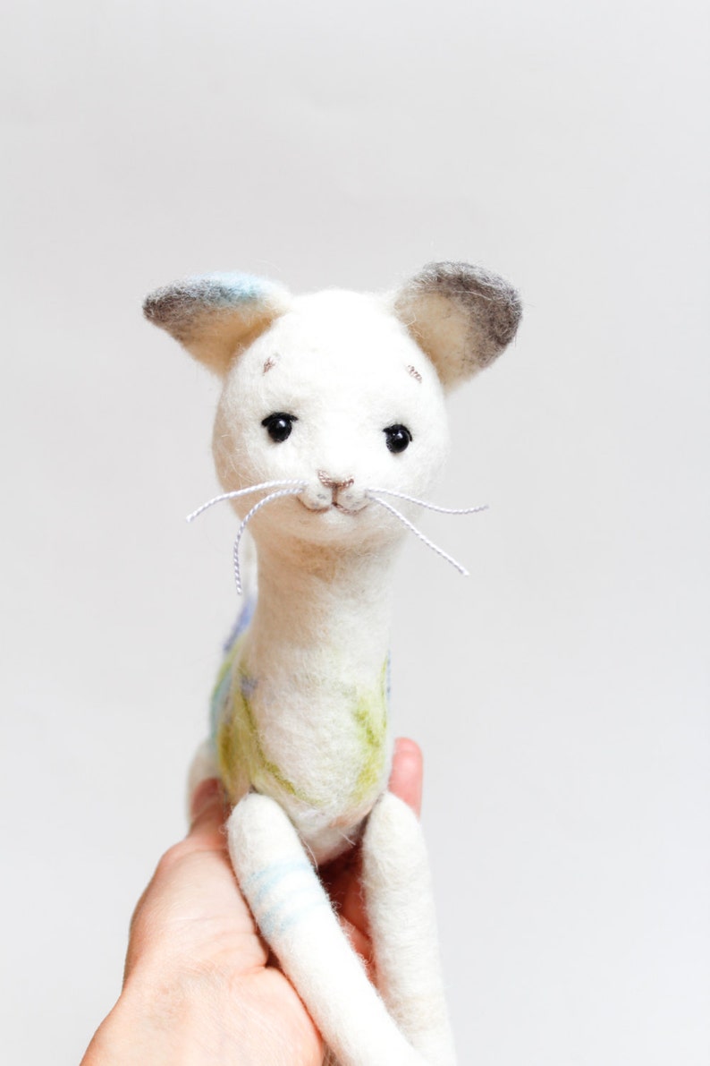 White Felt Cat Frost. Art Toy Gift for kids Cat plush Puppet Felted Toy Stuffed Toy Felt Animal Kitten Soft toy portrait . white silver. image 1