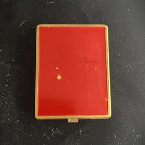 Vintage Art Deco Rectangle Gold Tone Compact with Red Enamel Top 1940