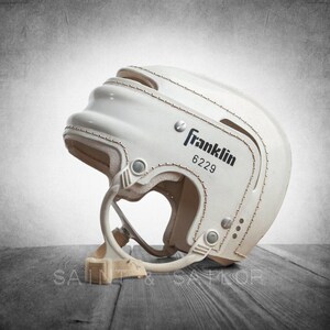 Vintage Hockey Helmet Photo Art Print, Boys Room Decor 画像 2