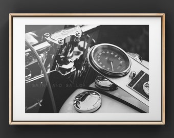 Harley Gifts, Harley Wall Art, Gas Tank et Speedometer Closeup Black et Whtie Harley Print, moto Wall Decor,