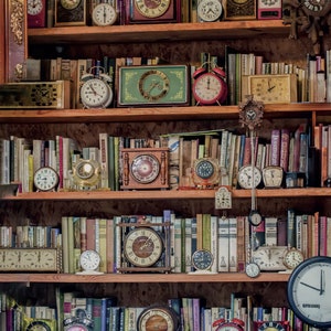 Uhrensammler-Bücherregal Postkarte für Postcrossing-Fans Fine Art Buch Fotografie oder Leinwand Druck