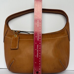 Vintage Coach Ergo Hobo 10739 – English Tan Leather Shoulder Bag – Original Mid-2000s Y2K – Hang Tag image 13