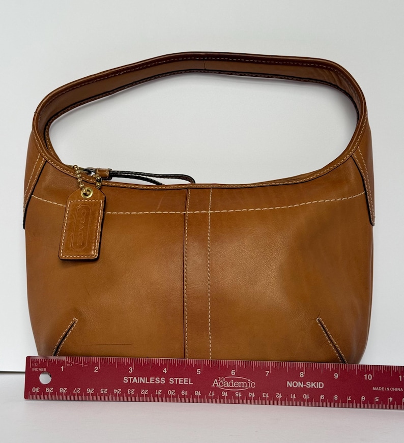 Vintage Coach Ergo Hobo 10739 – English Tan Leather Shoulder Bag – Original Mid-2000s Y2K – Hang Tag image 12