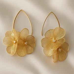 Flower Statement Earrings – Gold or Silver Floral Dangle Jewelry, Modern Wedding & Bridal Gift