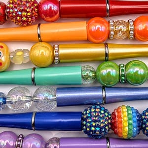 Beaded ballpoint pen