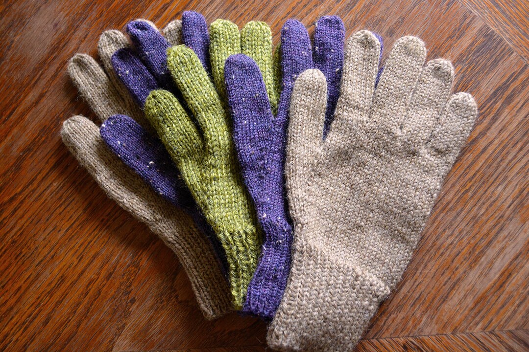 KNITTING PATTERN Easy, Simple Knit Glove Pattern in Three Yarn Weights