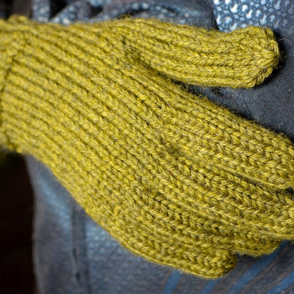 KNITTING PATTERN: Fast & simple knit glove pattern in three yarn weights for men, women and kids | Includes knit liner | "Just Plain Gloves"