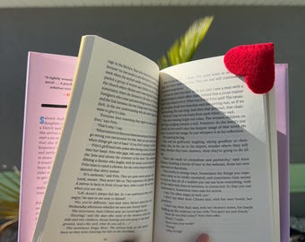 Mini Heart Felt Corner Bookmark – Hand Sewn Book Lover Gift