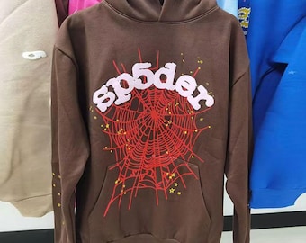 Sudadera marrón con capucha – Diseño gráfico web