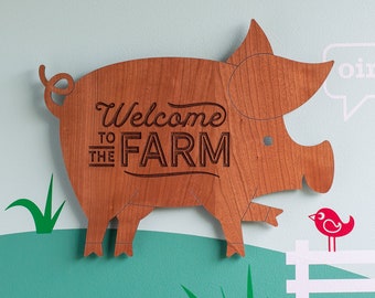 Welcome to the Farm Pig Sign: Wood Wall Hanging Farmhouse Decor