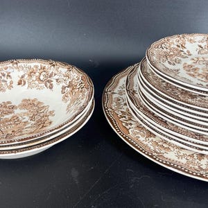 Vintage English Staffordshire Clarice Cliff "Tonquin" 15 pieces Brown Transferware Dishes, Collectable, Bowls & Plates assorted sizes