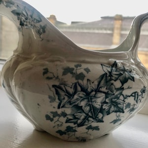 Vintage English "Ivy" Gravy Boat