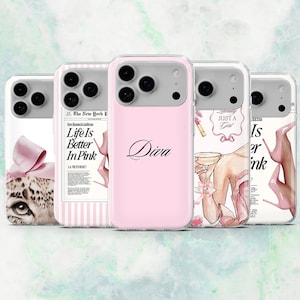 Peut inclure: Collection de cinq coques de téléphone roses. Elles présentent des motifs variés : un léopard, le texte « Life is Better in Pink », le mot « Diva », un cocktail et des talons hauts. Ces coques sont pour smartphone.