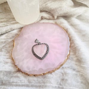 rose quartz heart pendant