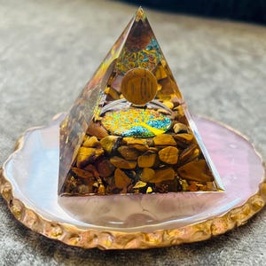 Orgonit Tigerauge Pyramide klein