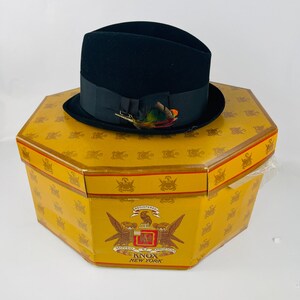 Vintage Knox New York Hat Box - Etsy
