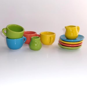 Vintage 1990-tals barns delvis teservis - Fiesta Colors Schylling barns teservis - 10 delar