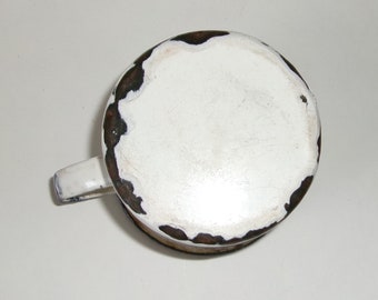 Vintage 1950's or 1960's Enamelware Coffee Cup-coffee Mug