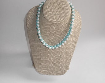 Vintage 1970s or 1980s Blue & White Color Small Bead Plastic Necklace/Choker