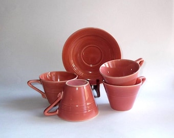 Set of 4 Vintage 30s/40s Homer Laughlin Harlequin Rose Flat Coffee Cups & 1 Saucer