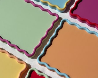 Scalloped Rectangle Decorative Display Tray