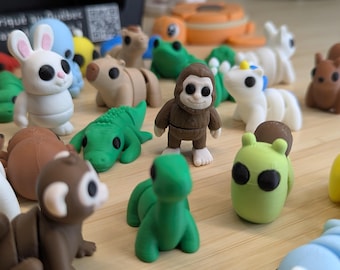 3D Printed Fidget Desk Pets: Random Articulating Sensory Toys