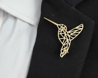 Geometric Hummingbird Brooch Pin, Stainless Steel 18K Gold Plated Bird Lapel Pin, Minimalist Suit Accessory – Nature Lover Gift