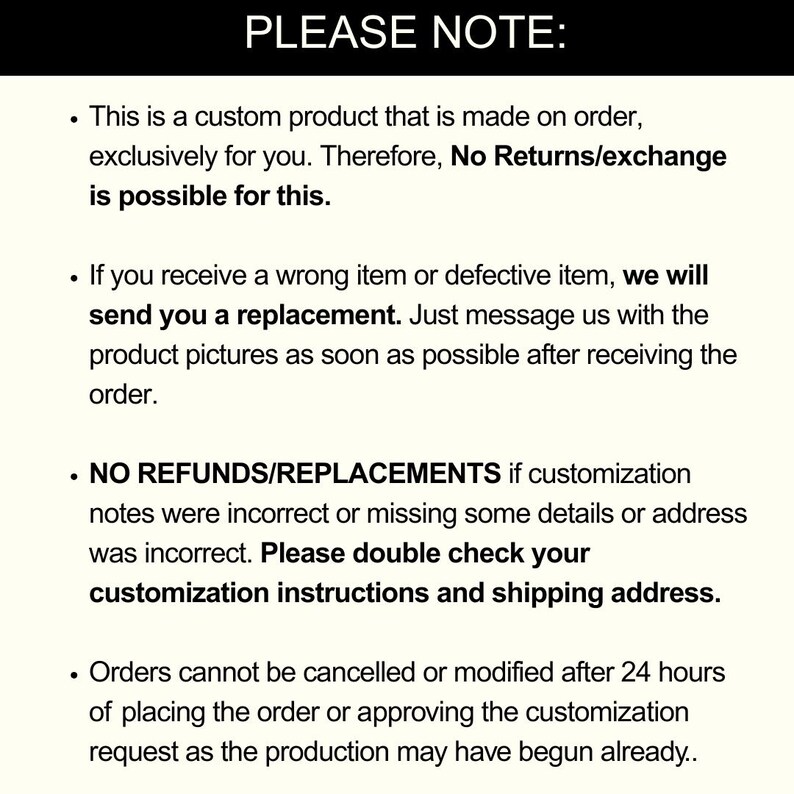 Może przedstawiać: Białe tło z czarnym tekstem, kt&oacute;ry brzmi &bdquo;UWAGA:&rdquo;, a następnie punktorami szczeg&oacute;łowo opisującymi zasady dotyczące produkt&oacute;w niestandardowych. Tekst wyjaśnia zwroty, wymiany i harmonogramy modyfikacji zam&oacute;wień. Podkreśla sprawdzanie szczeg&oacute;ł&oacute;w personalizacji.