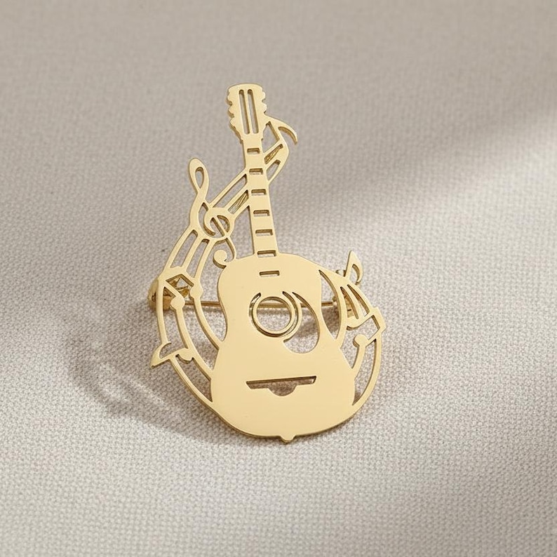 Guitar Lapel Pin – Stainless Steel 18K Gold Plated Brooch, Music Lover Gift for Men, Guitarist Suit Accessory, Music Badge