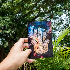 Carta postale di Hamsa