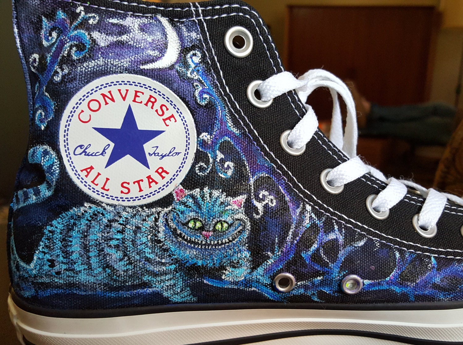 Cheshire cat converse clearance