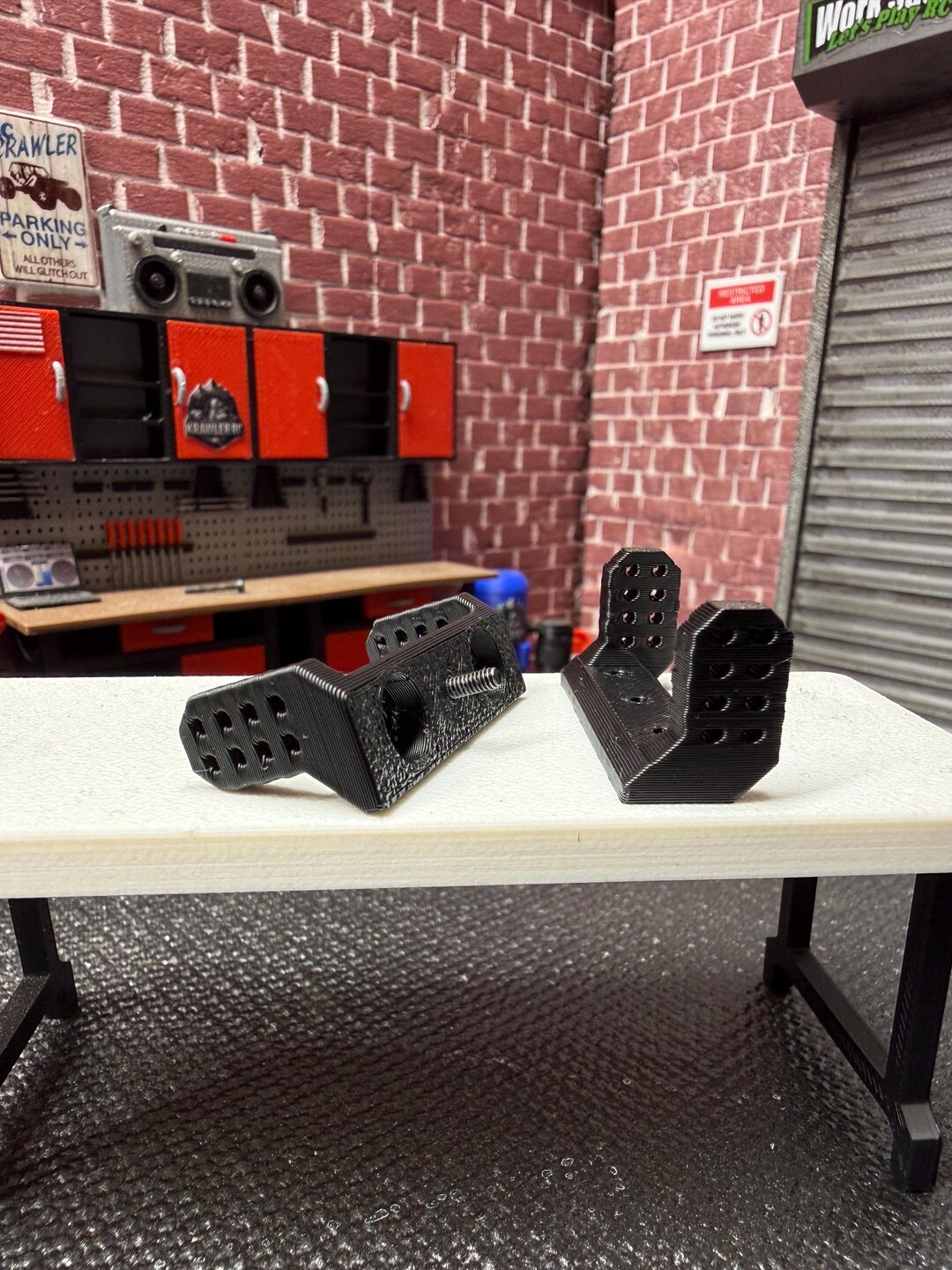 Magnetic Body Mounts – With Stud Option - Etsy
