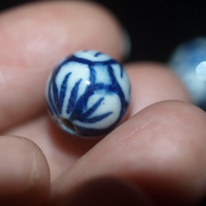 Vintage Blue and White Porcelain Chinese Bead Double Flower 12mm Round Asian