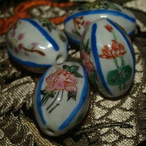 Hand Painted Porcelain Chinese Rare Vintage Focal Bead White Flowers Oval 26mm