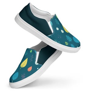 Crepúsculo Tropical: Zapatos de lona sin cordones para mujer con diseño personalizado, estampados gráficos, prenda informal y regalo perfecto.