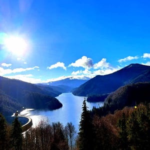 Print digital mountain landscape - Lake and forest - Wall poster nature - Downloadable digital art.