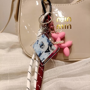 Custom Name - Chain Cord Bag Charm -Personalized Paracord Bag Accessory Gift -  Women&#39;s Handmade Purse Charm - Designer Bag Keychain - Gift