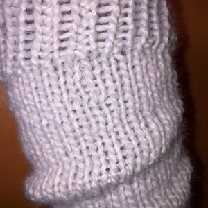 Light lavender knitted leg warmers image 2