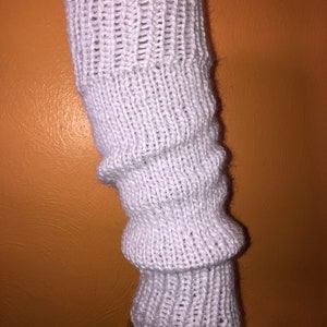 Light lavender knitted leg warmers image 4