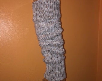 Light heather gray knitted leg warmers