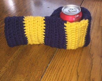 University of Michigan beverage mitt