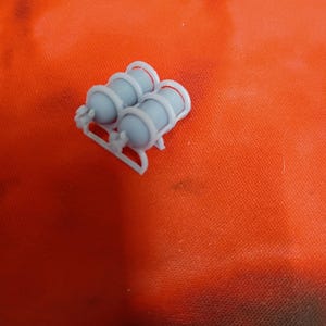 Dual nitrous bottles w/mounting bracket 1:24/25