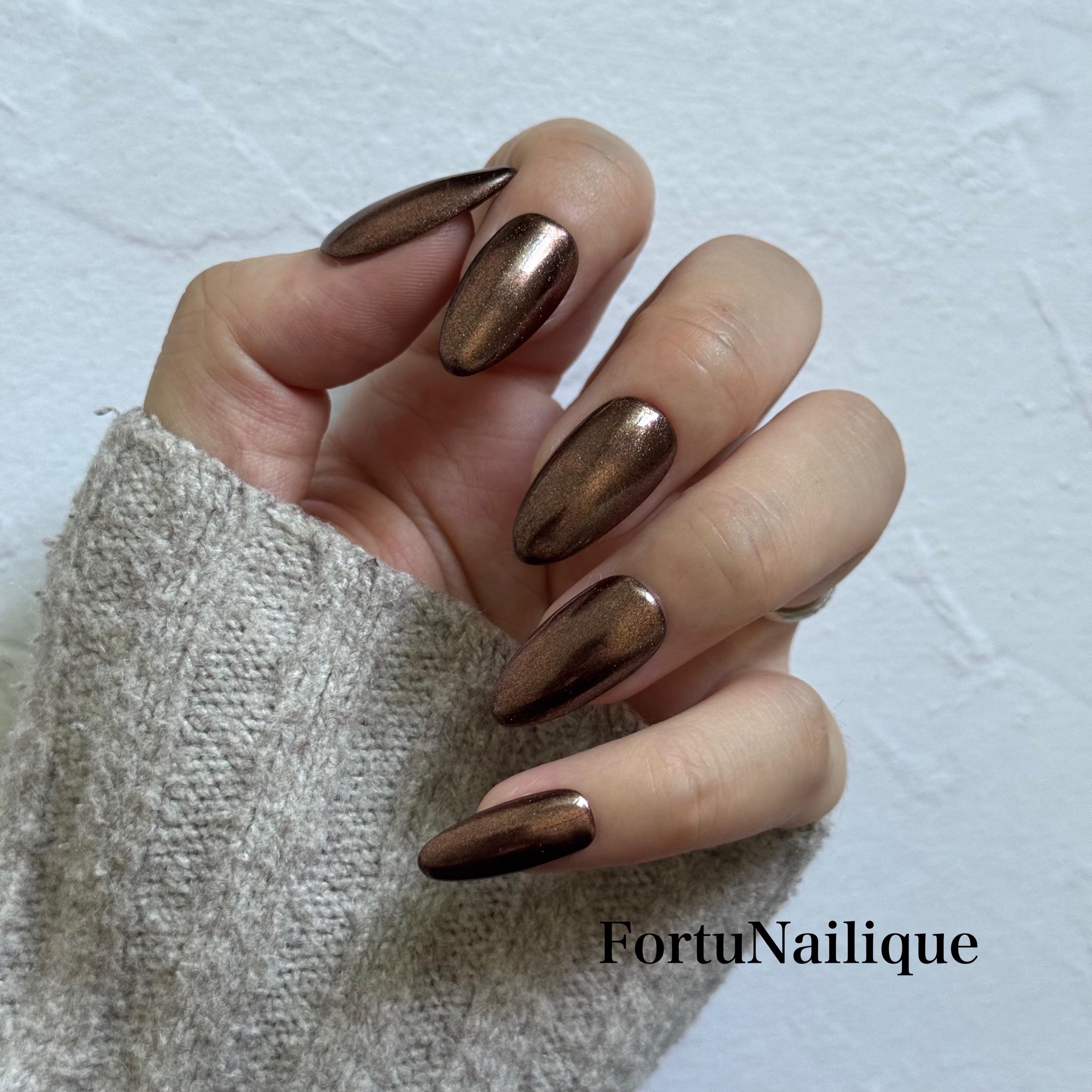 Chocolate Mosaic Textured Nails That Shine