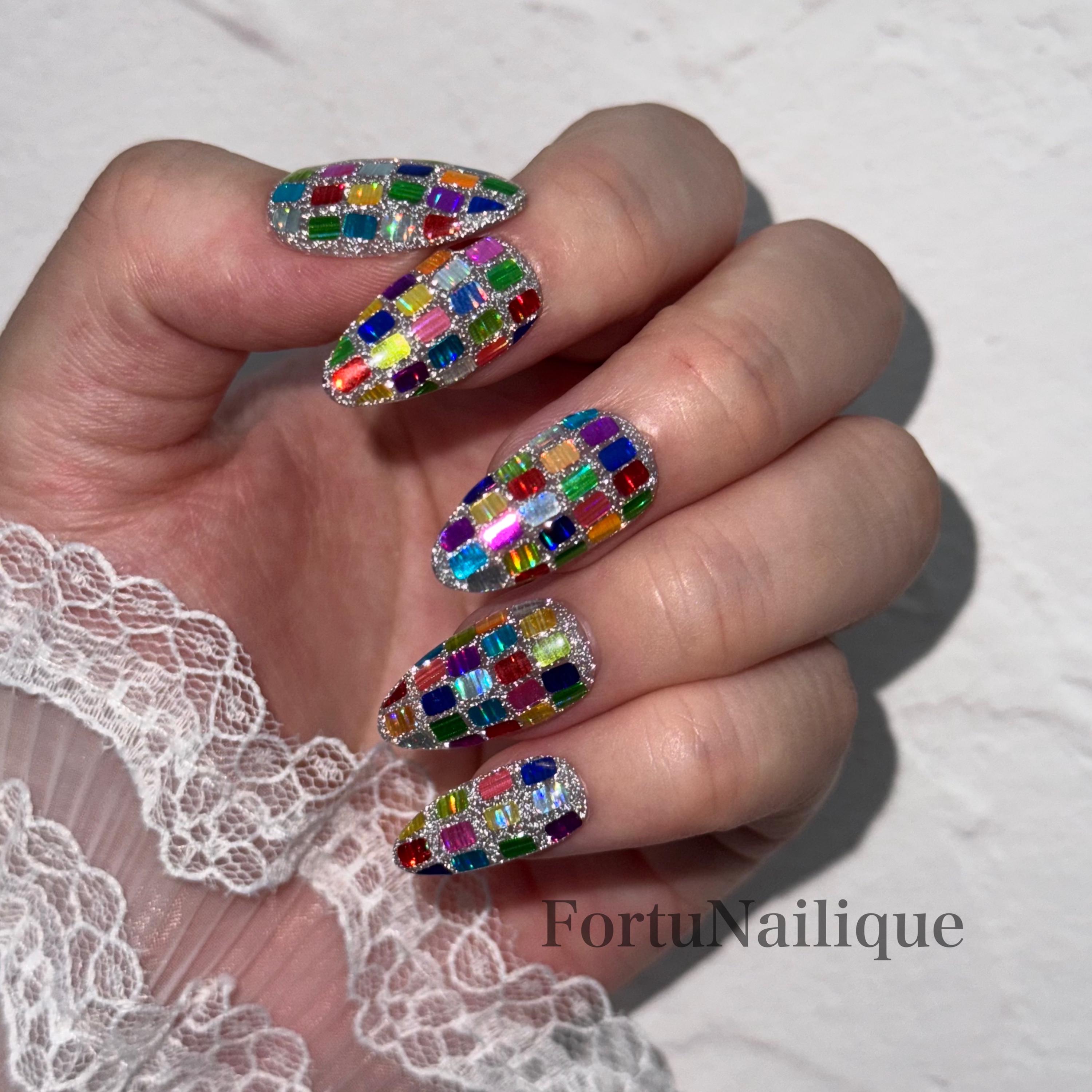 Vintage Pearl Mosaic Nails That Shine