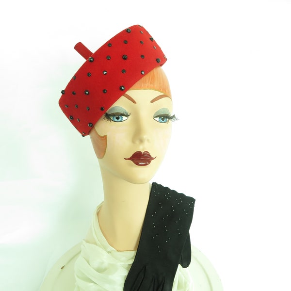 Vintage 40s 50s hat red with black gloves womans 1940s 1950s pillbox tilt