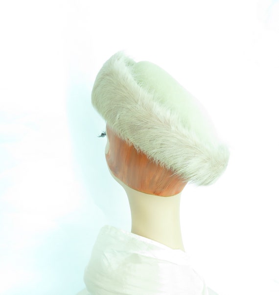 Vintage 60s hat feather Breton womans 1960s beige… - image 2